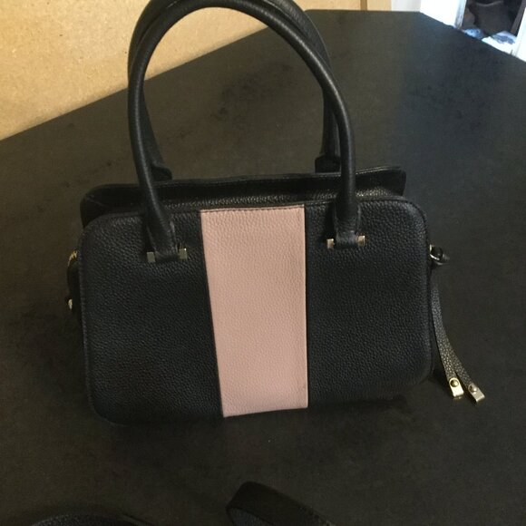 Kate Spade crossbody black and pink purse comes with dust bag clean condition - Picture 1 of 9